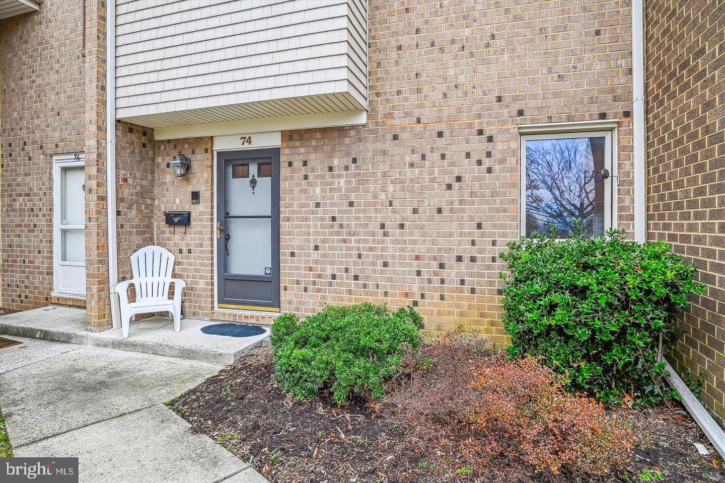 74 Gentry Ct Property Photo 1