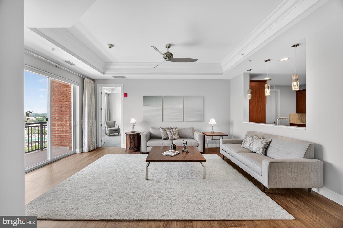 1915 Towne Centre Blvd #1014 Property Photo 8