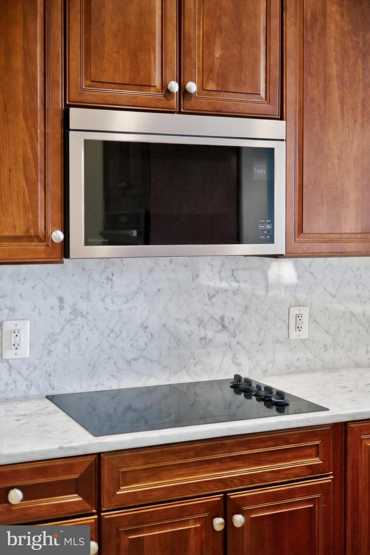 1915 Towne Centre Blvd #1014 Property Photo 20