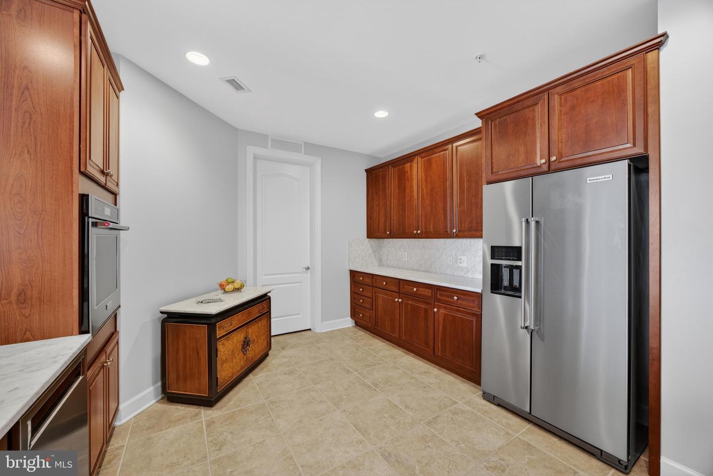1915 Towne Centre Blvd #1014 Property Photo 24