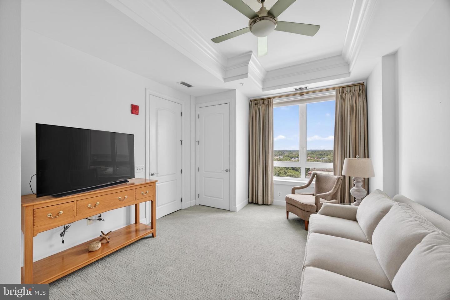 1915 Towne Centre Blvd #1014 Property Photo 37