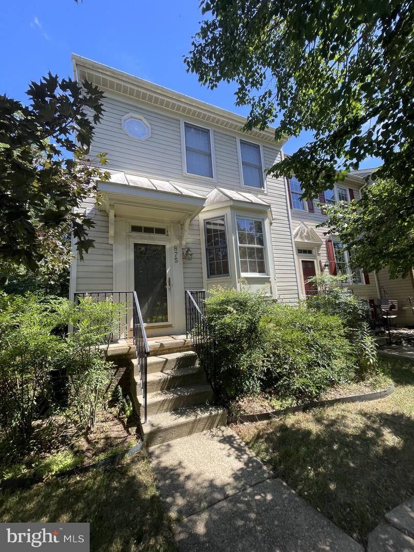 875 Chestnutview Ct Property Photo 1