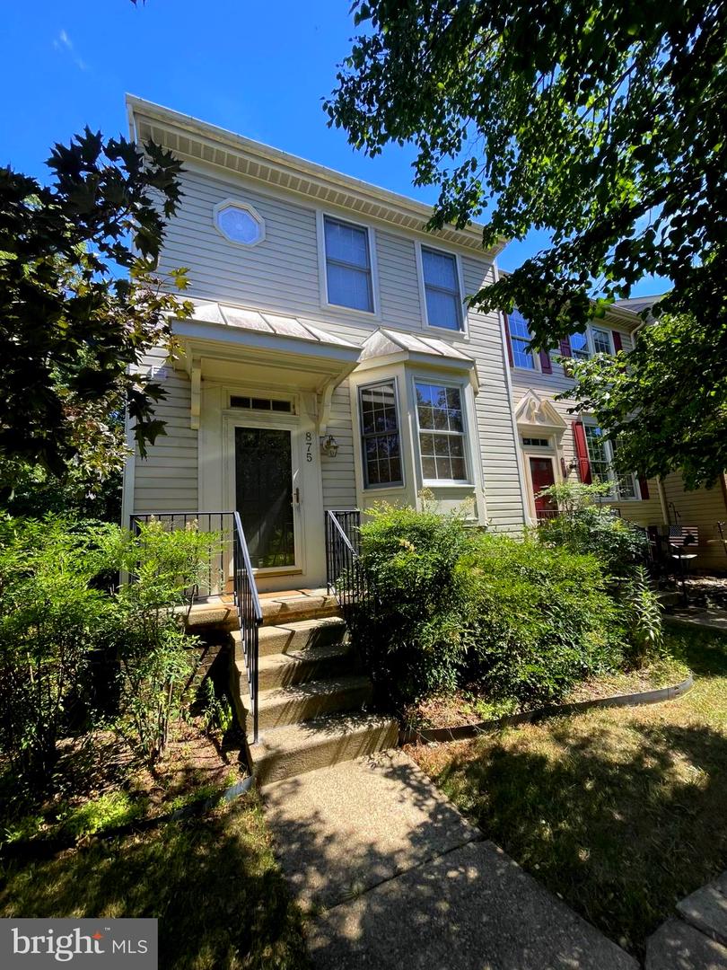 875 Chestnutview Ct Property Photo 1