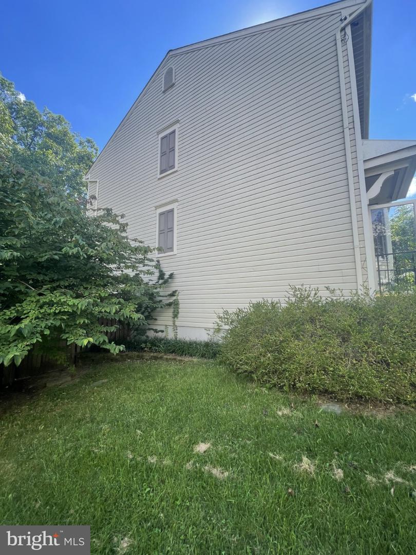 875 Chestnutview Ct Property Photo 44