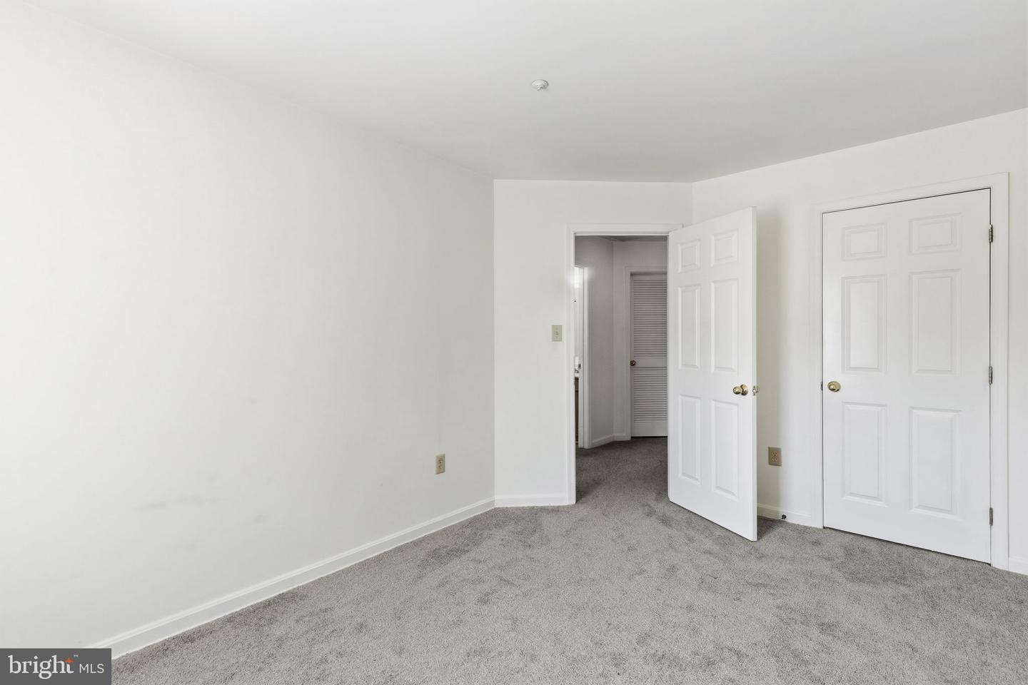 2002 Ripley Point Ct Property Photo 24