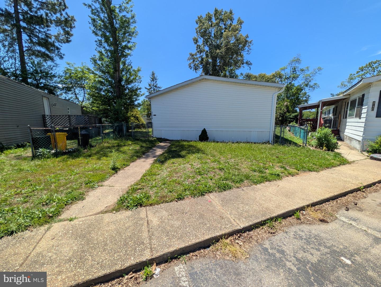 4745 Flanders Ln #h Property Photo 15