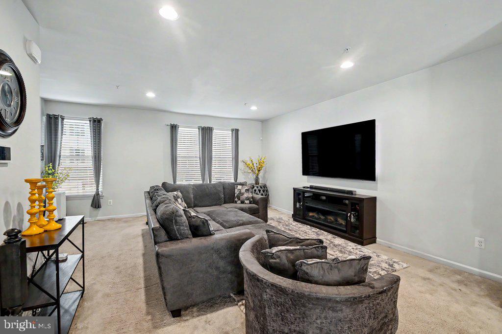 8338 Kippis Rd Property Photo 4