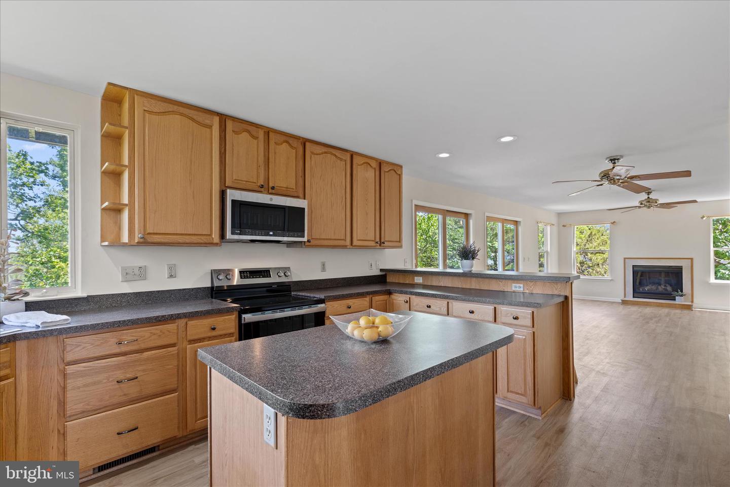 5523 Ilchester St Property Photo 10