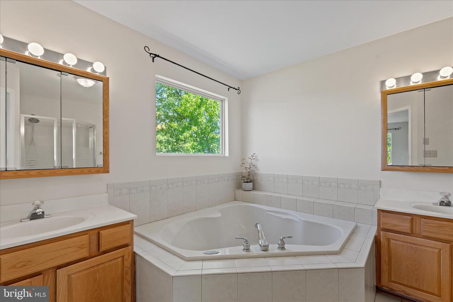 5523 Ilchester St Property Photo 36