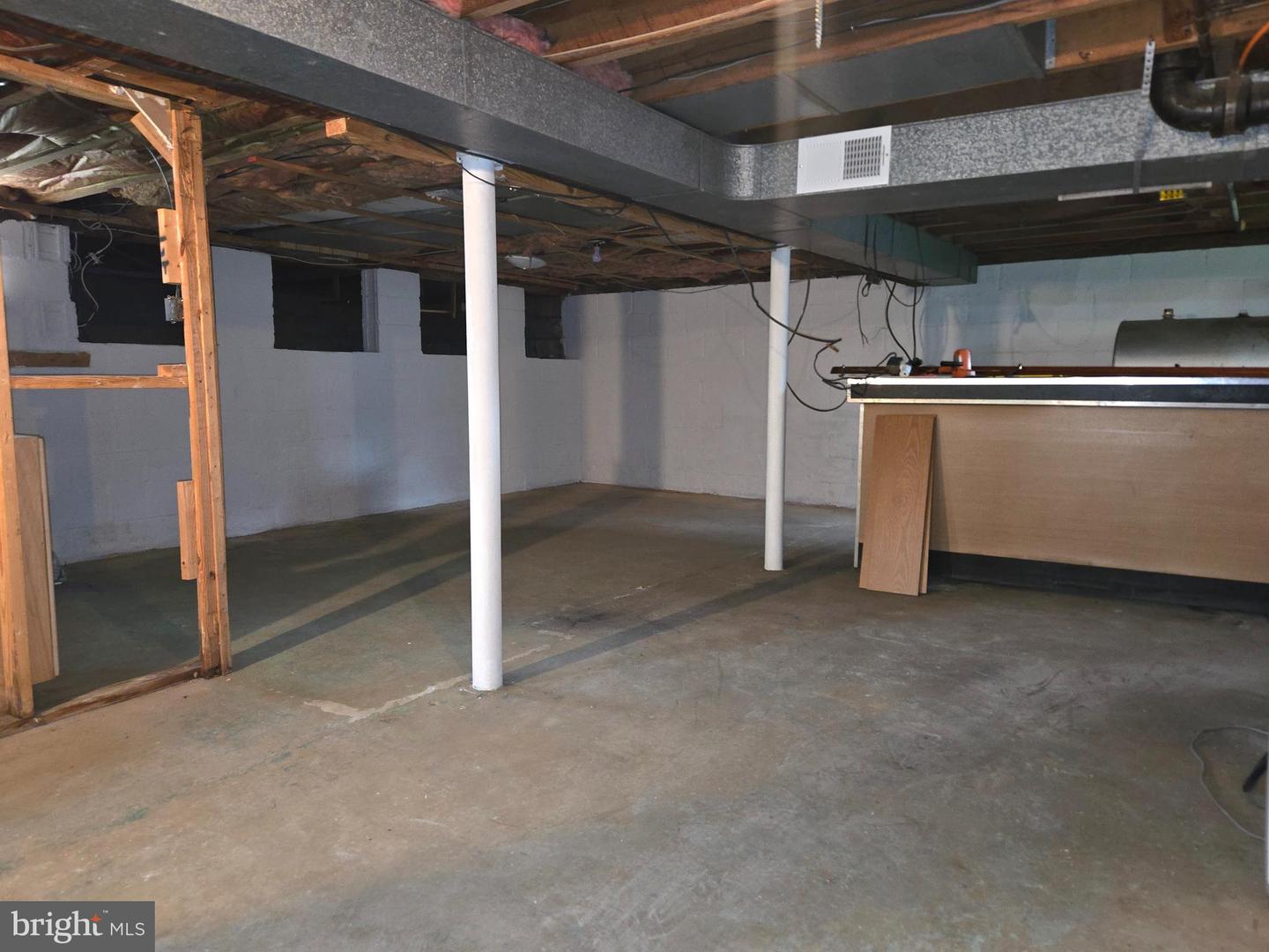 220 Meadow Rd Property Photo 34