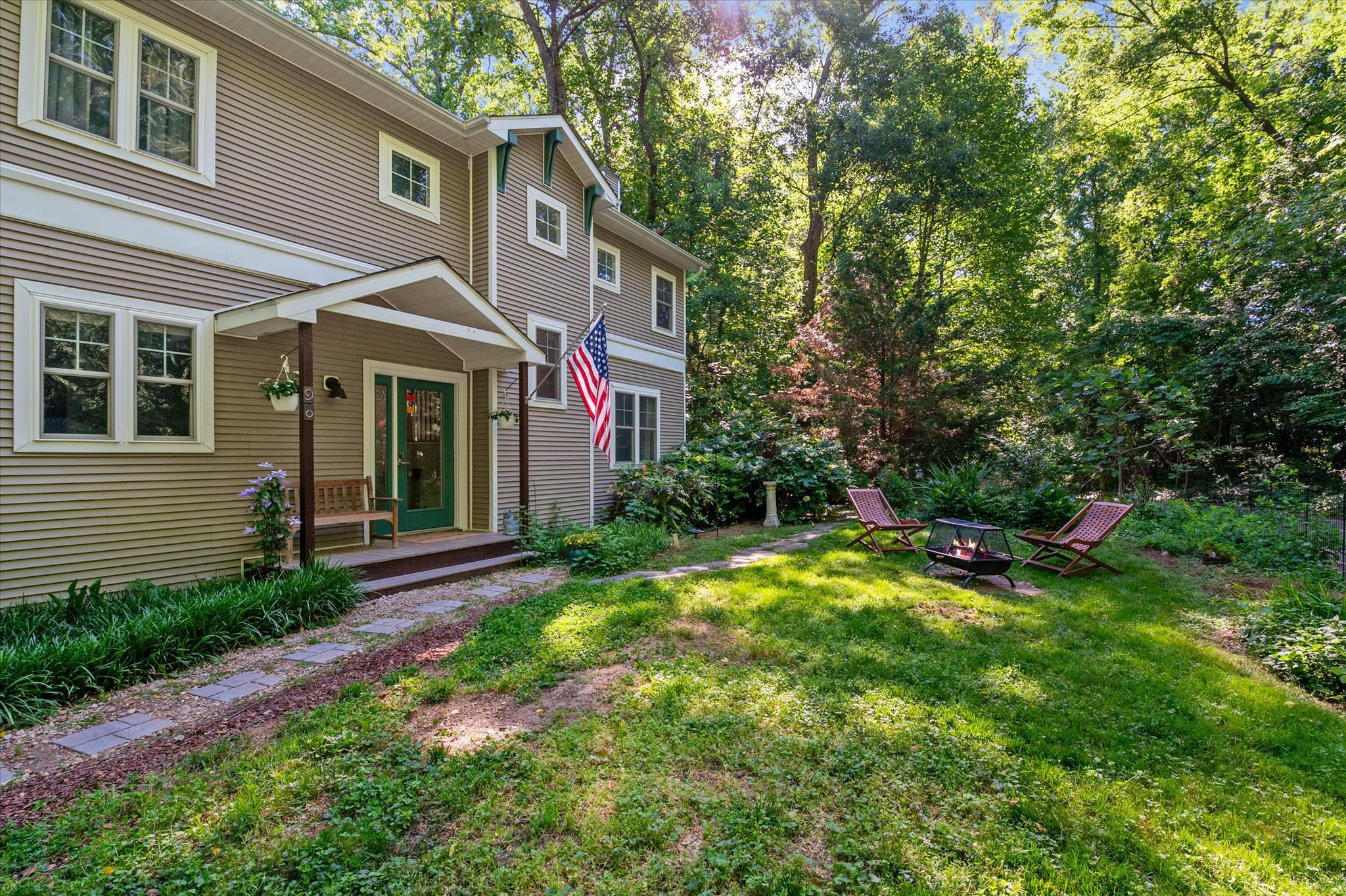90 Park Ave Property Photo 4