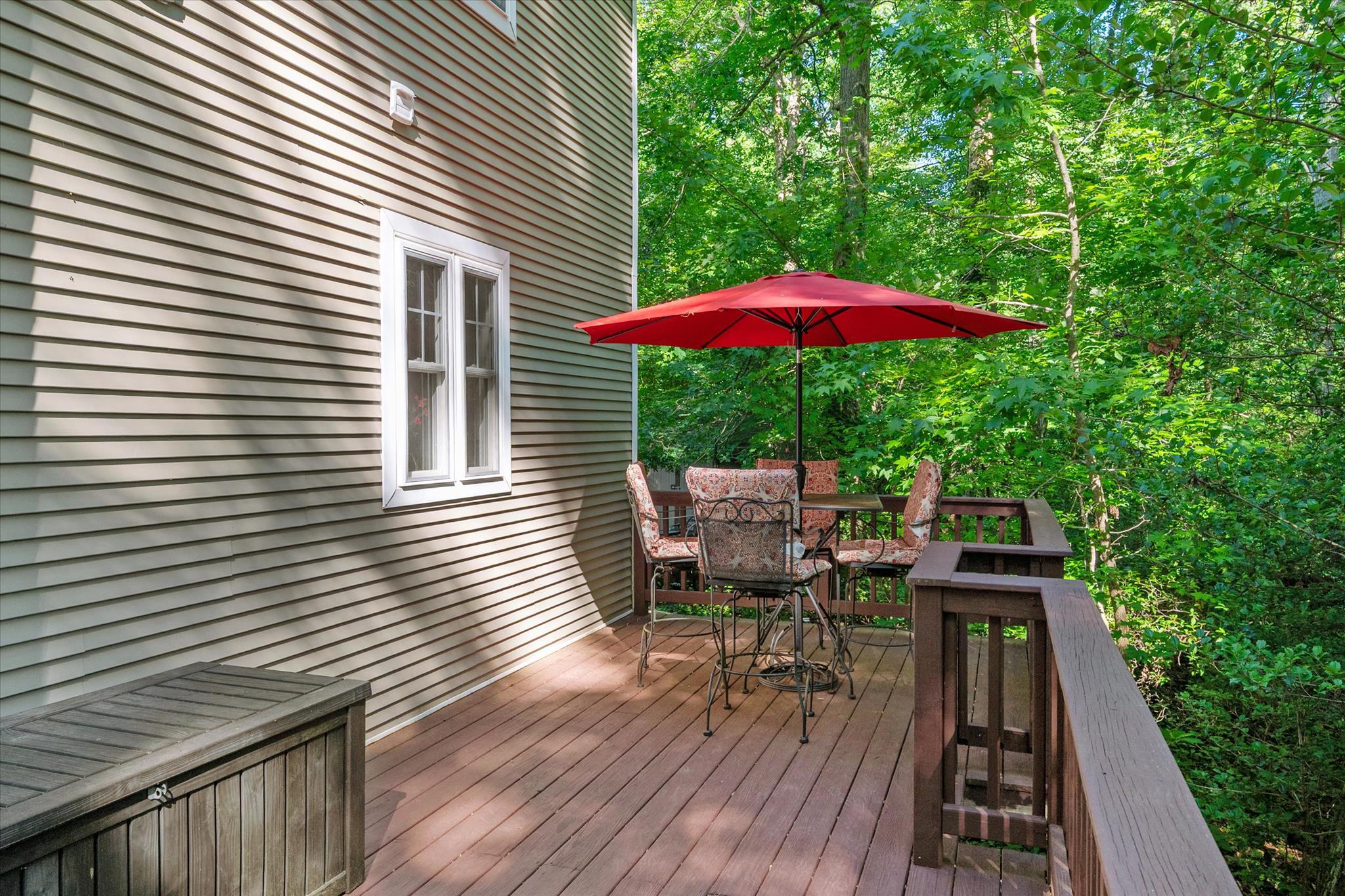 90 Park Ave Property Photo 30