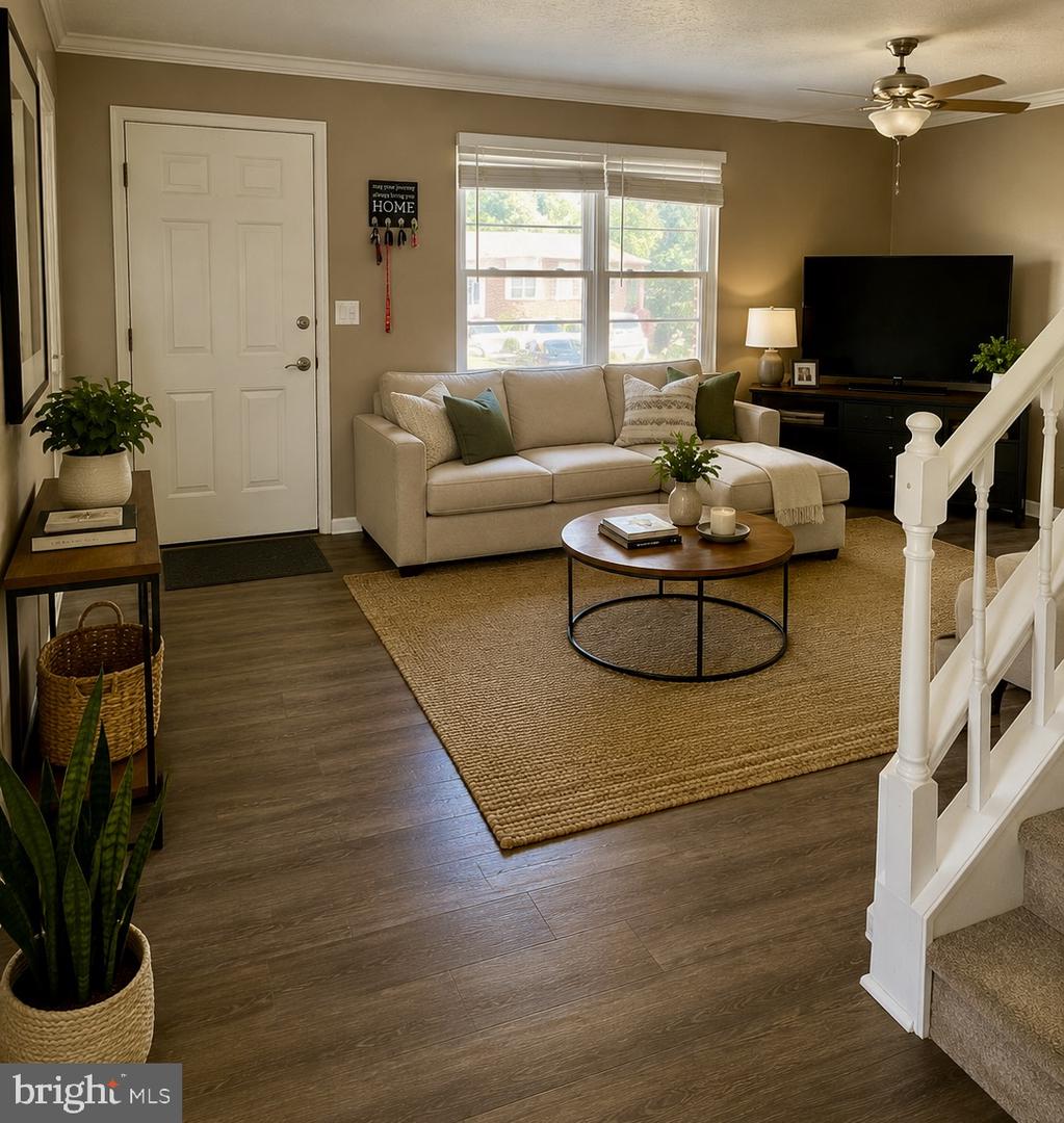1288 Holmespun Dr Property Photo 4