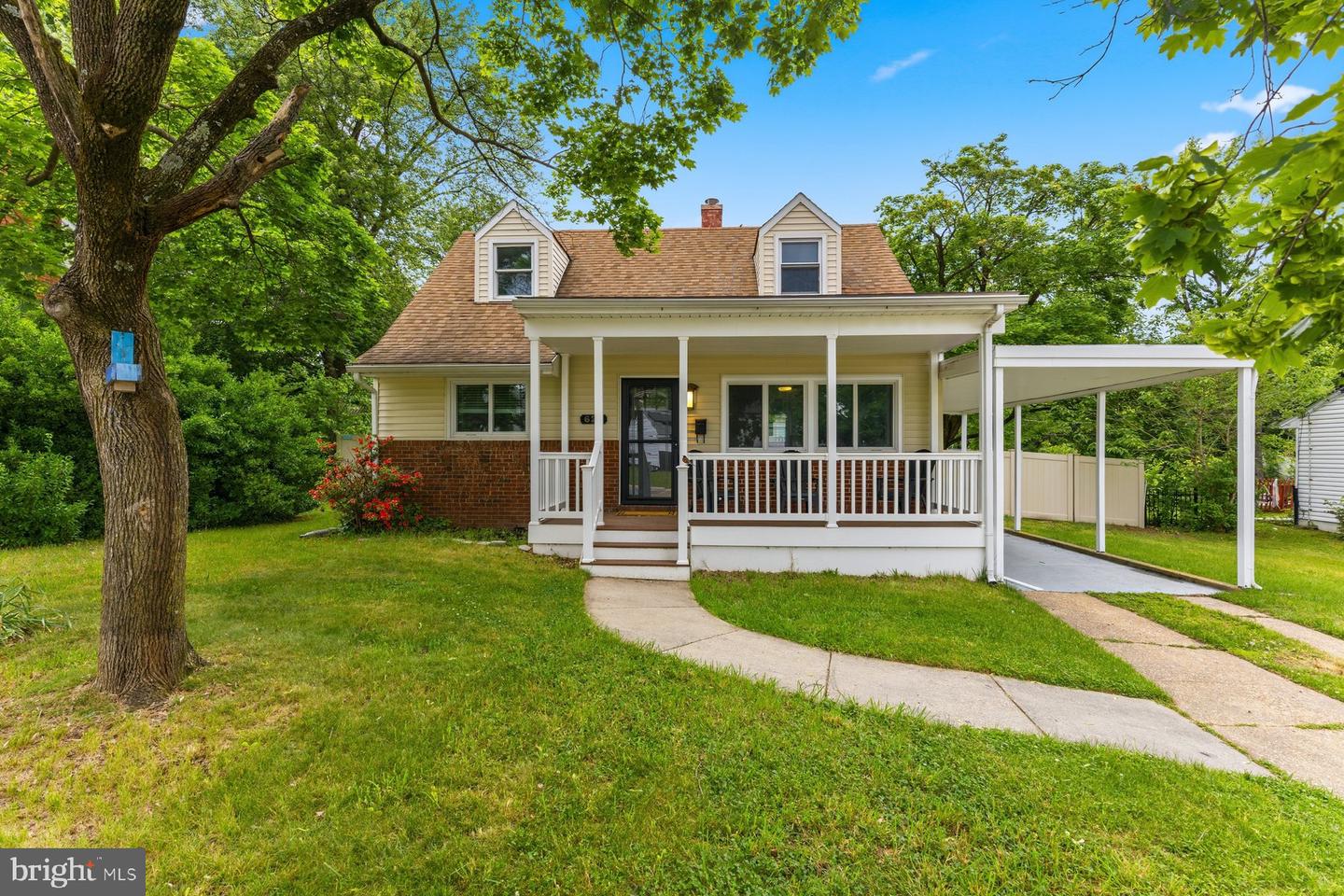 623 BAYLOR RD Property Photo 1
