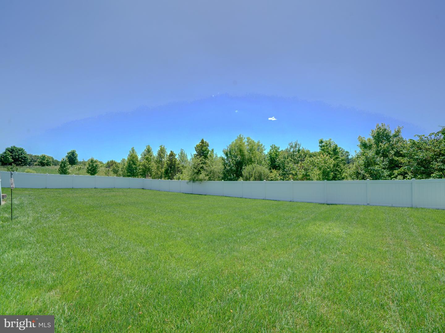 2112 Gable Dr Property Photo 3