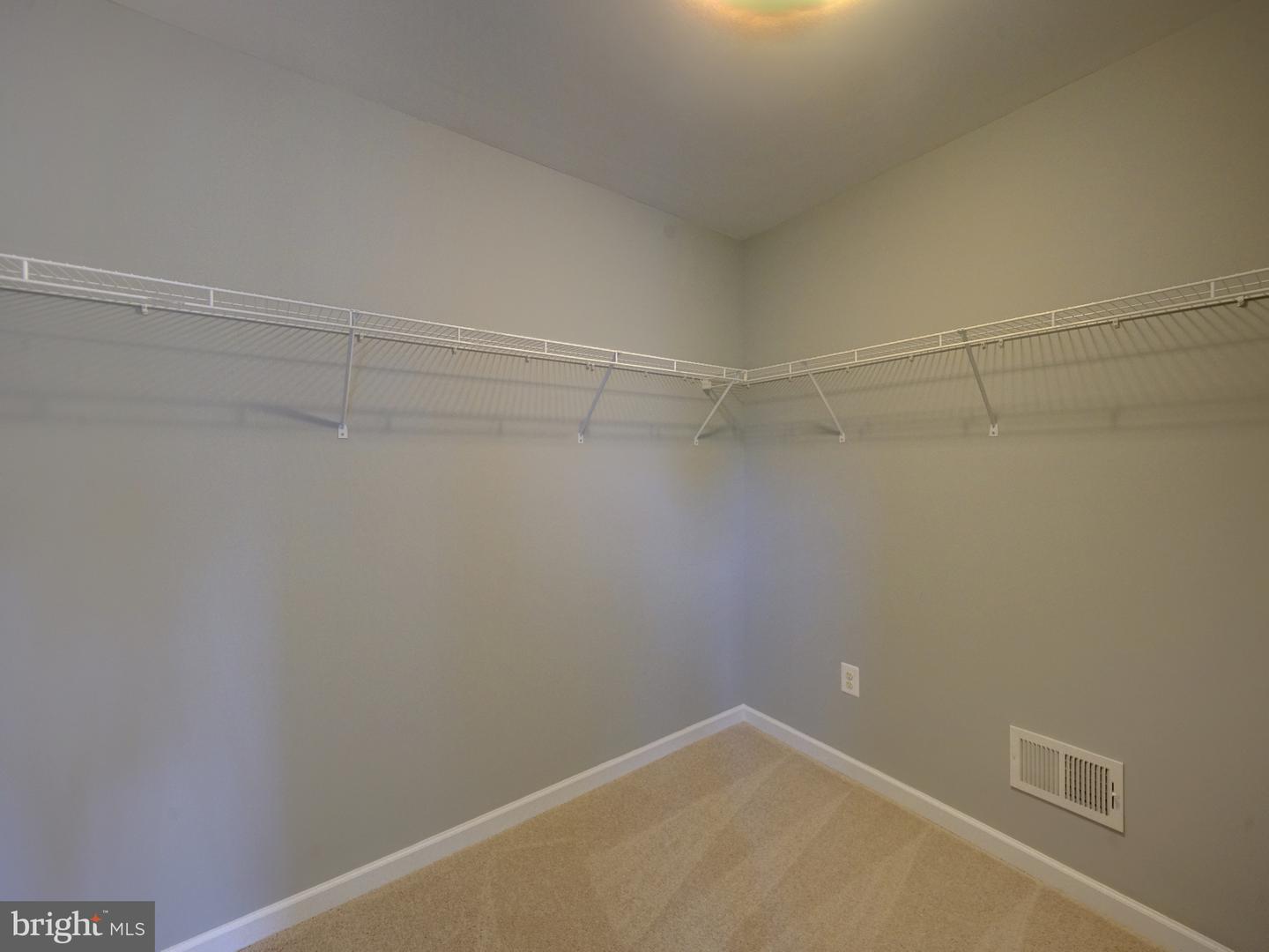 2112 Gable Dr Property Photo 63