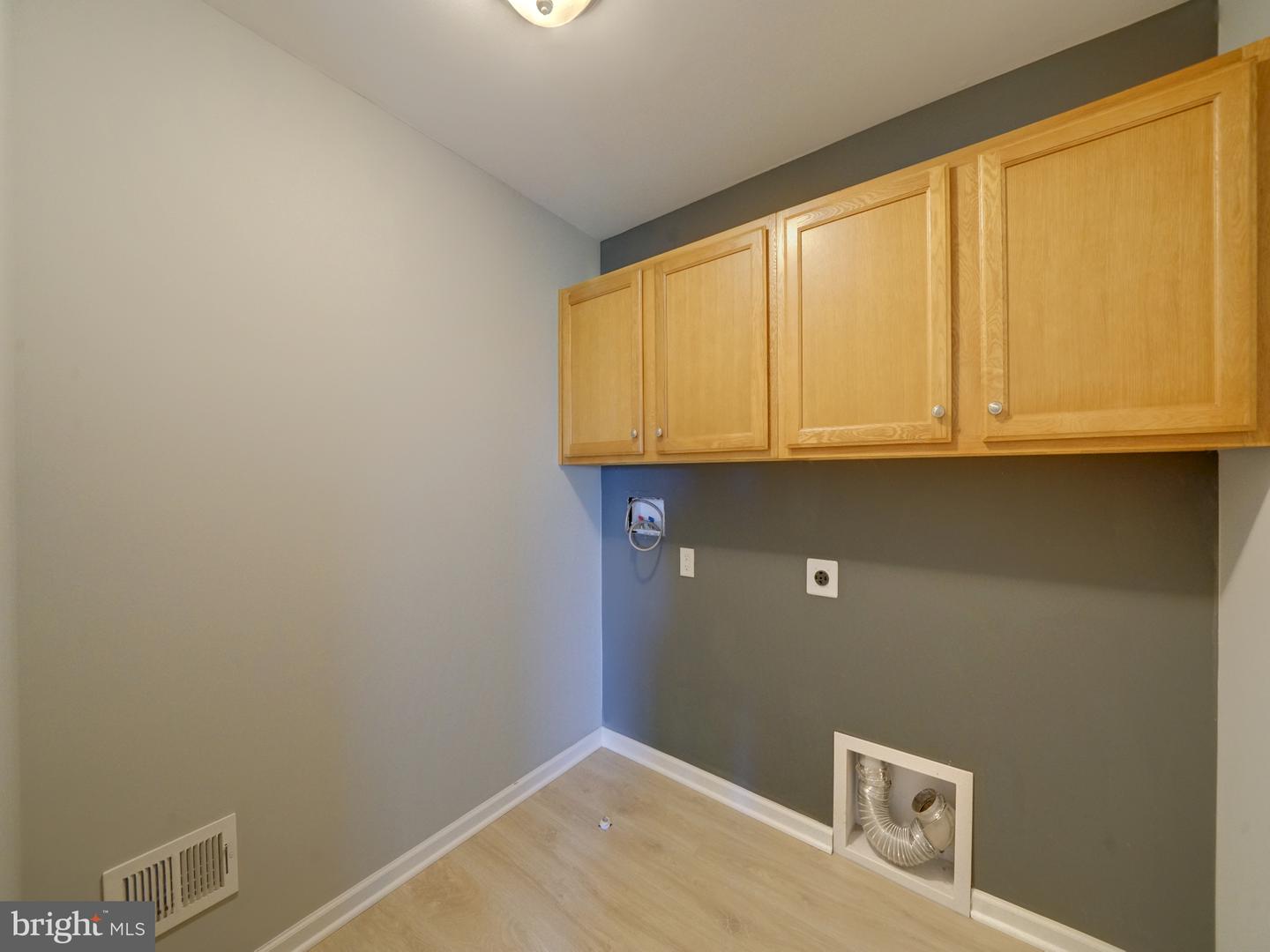 2112 Gable Dr Property Photo 82