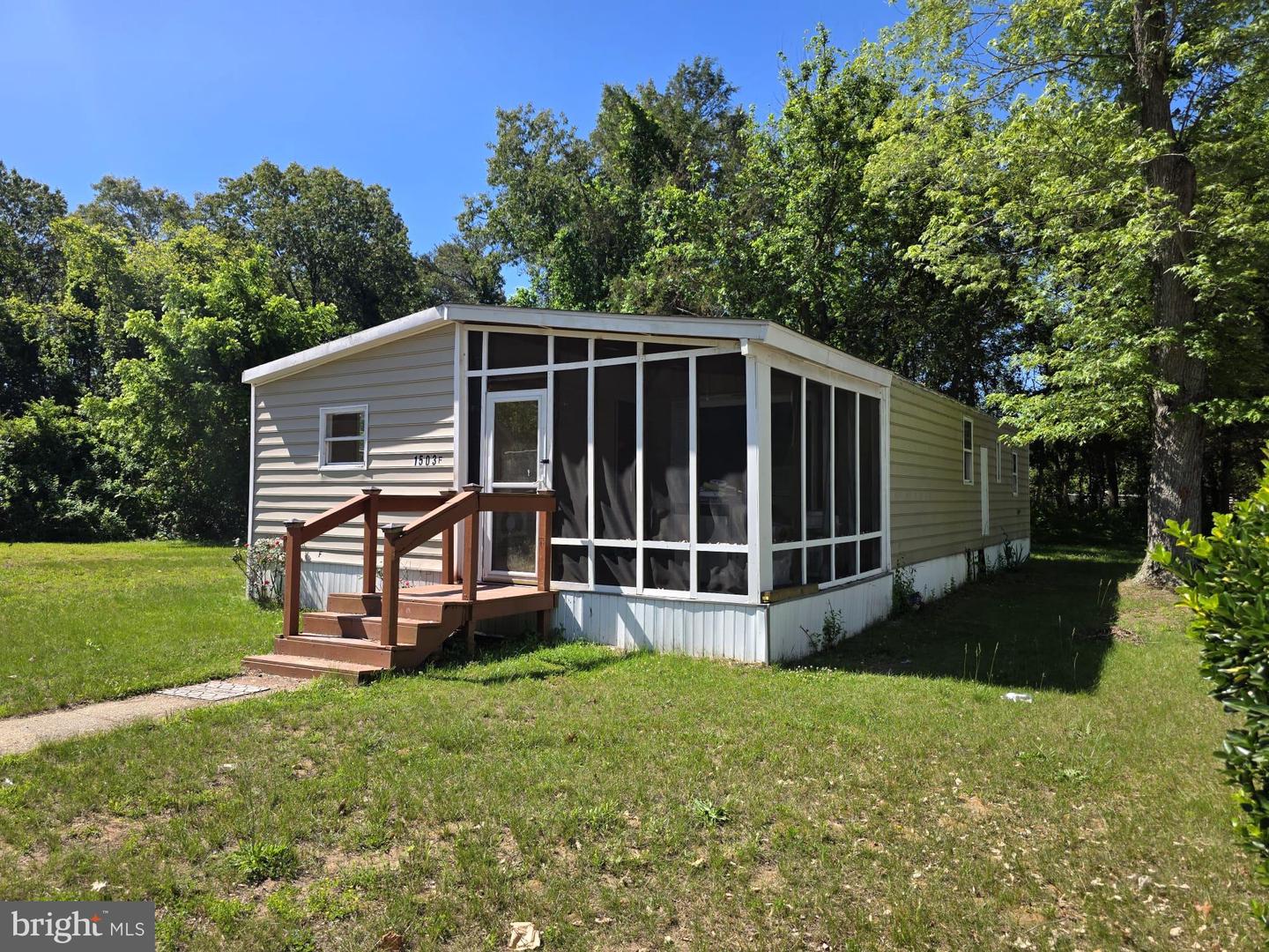 1503 Flanders Ln ##f Property Photo 1