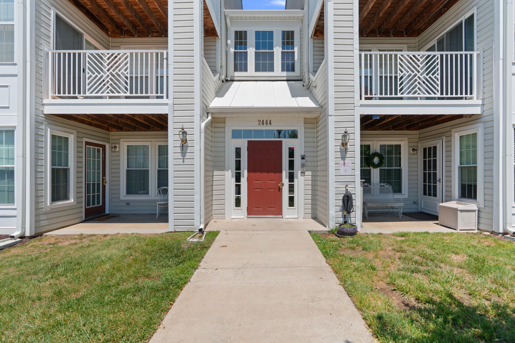 2444 Blue Spring Ct #203 Property Photo 2