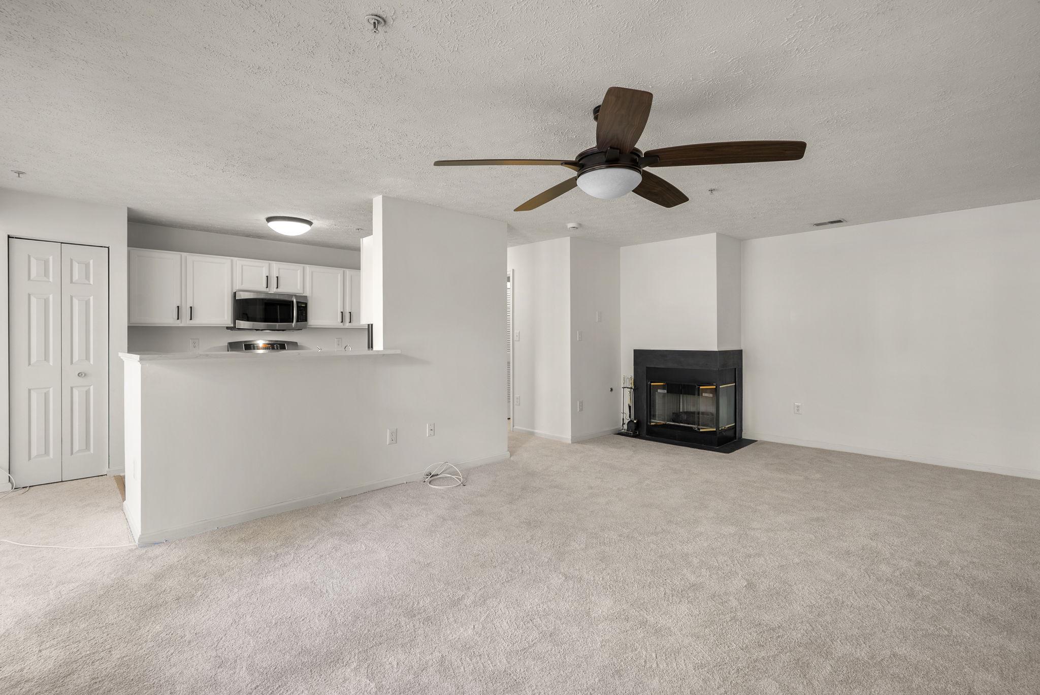 2444 Blue Spring Ct #203 Property Photo 6