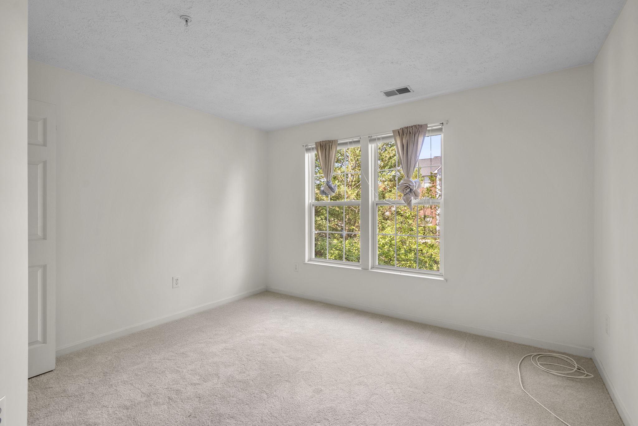 2444 Blue Spring Ct #203 Property Photo 22