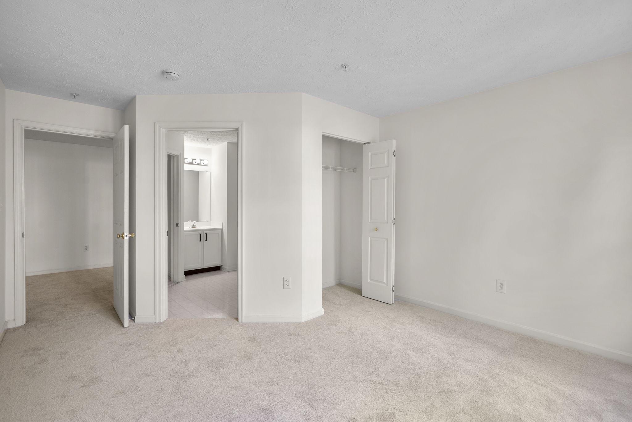 2444 Blue Spring Ct #203 Property Photo 23