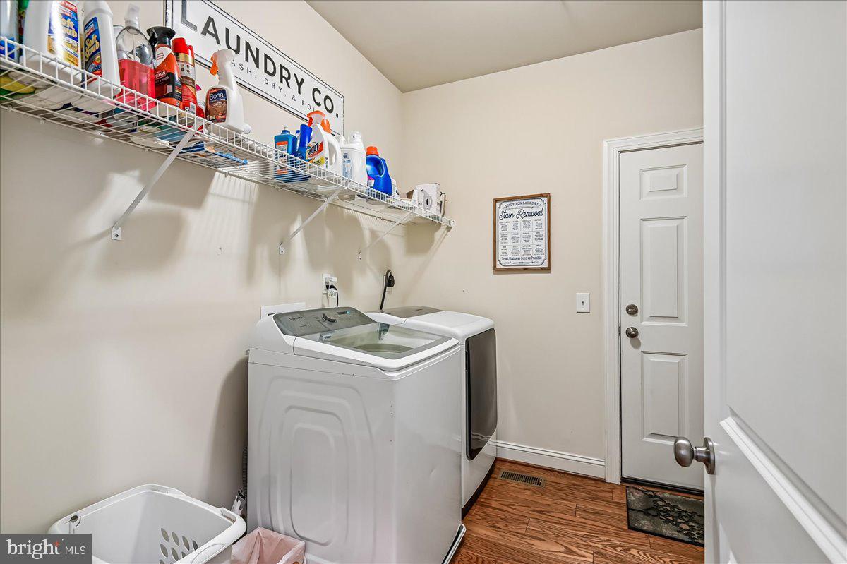 1457 Gilbert Rd Property Photo 31