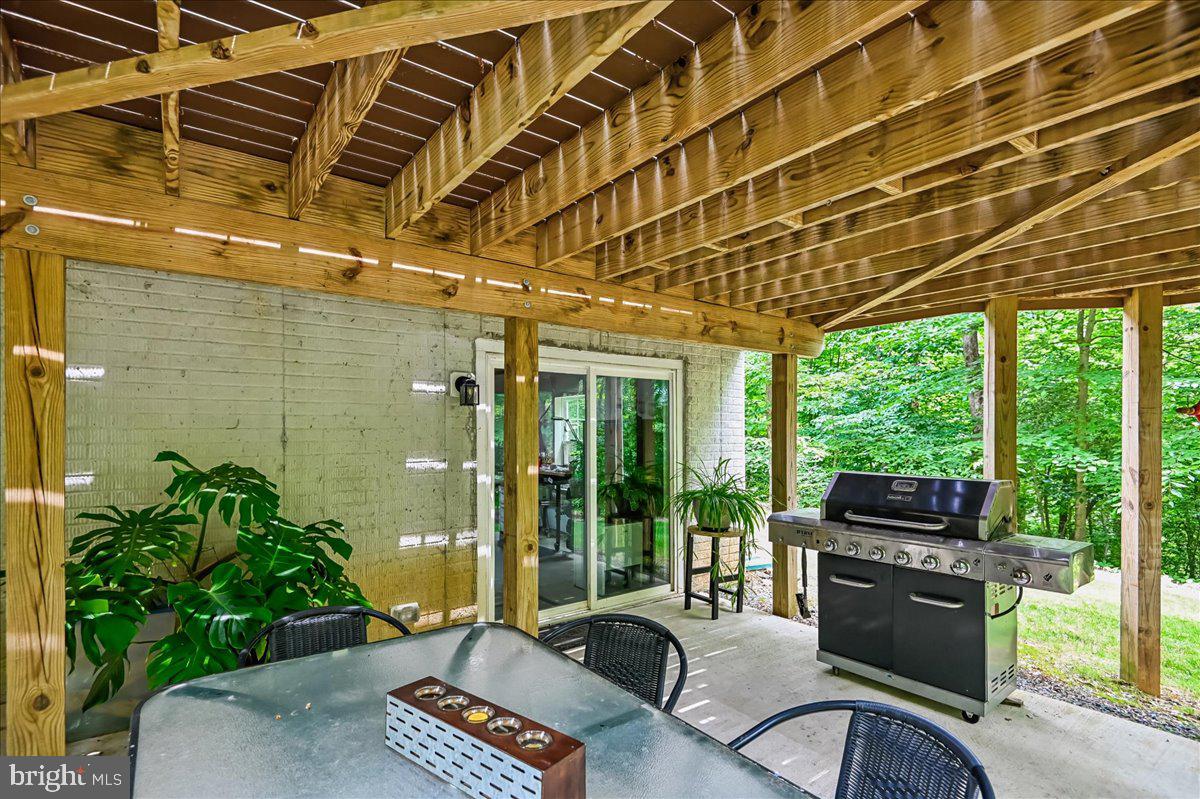 1457 Gilbert Rd Property Photo 47
