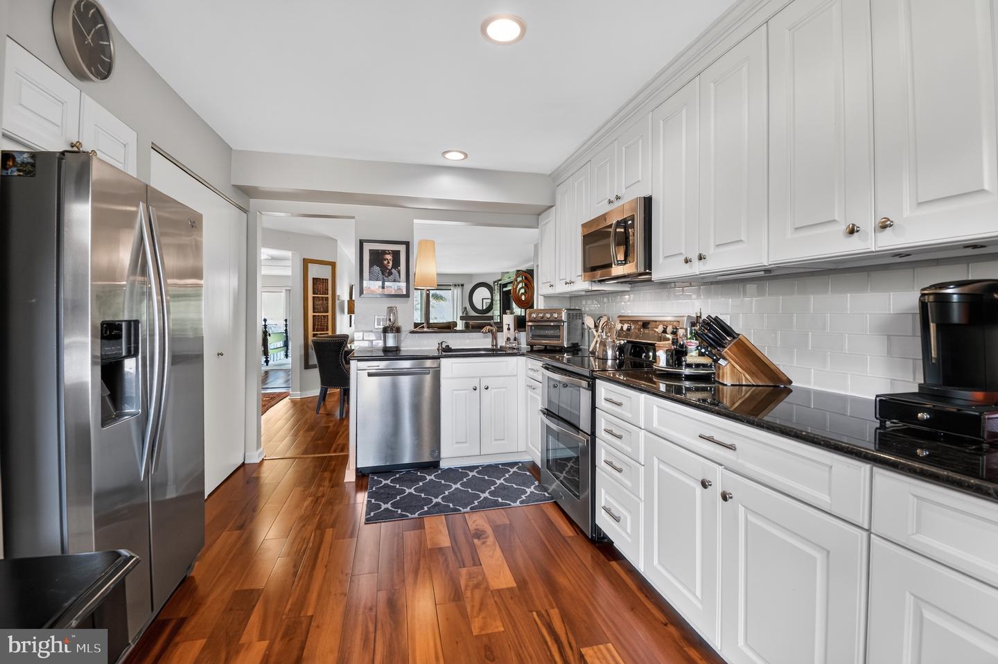 2016 Quay Village Ct #t2 Property Photo 8