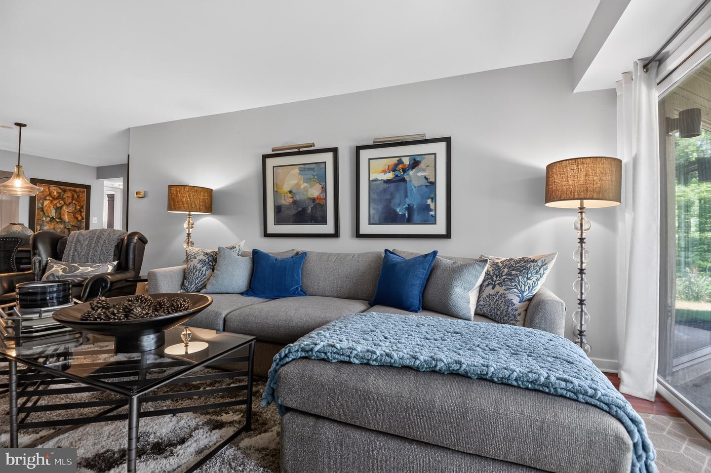 2016 Quay Village Ct #t2 Property Photo 9