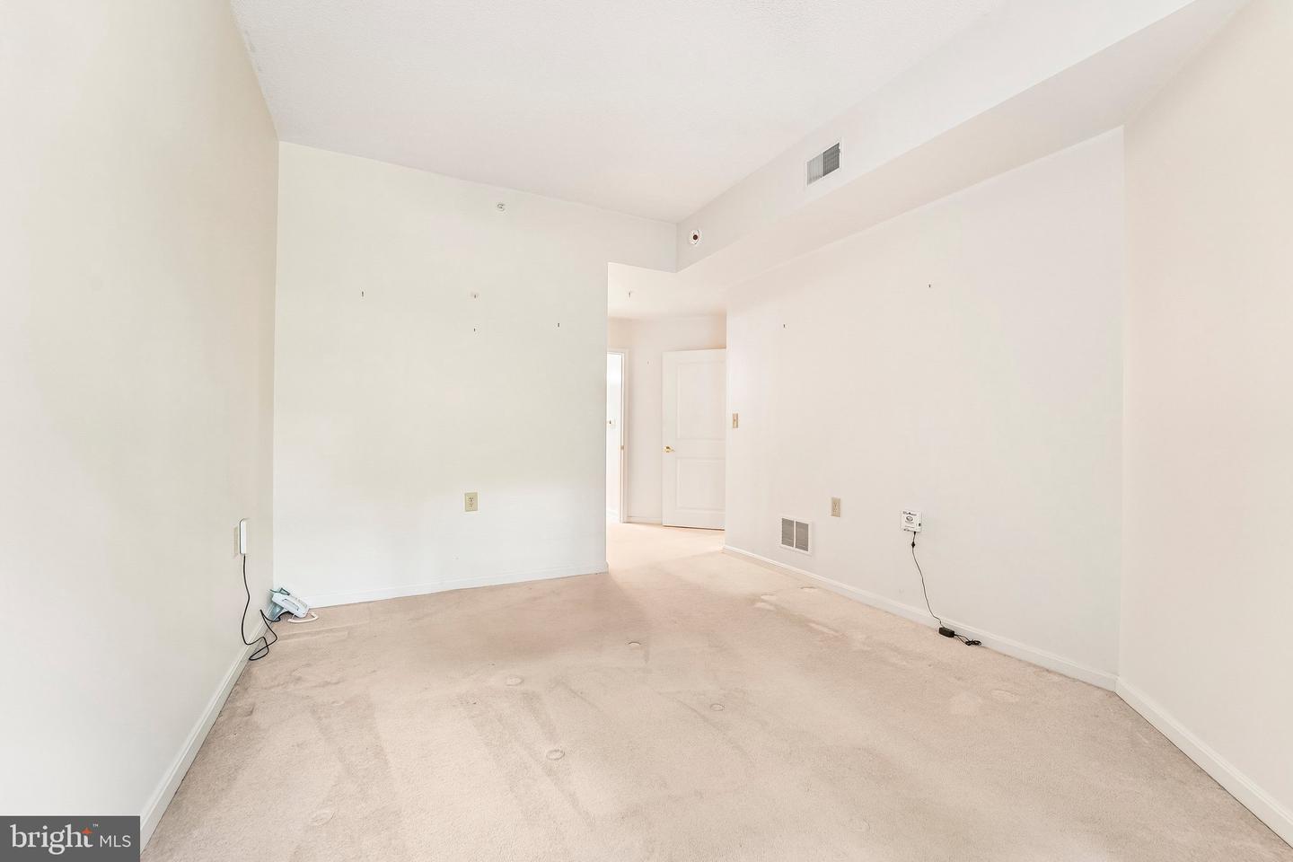 7101 Bay Front Dr #202 Property Photo 11