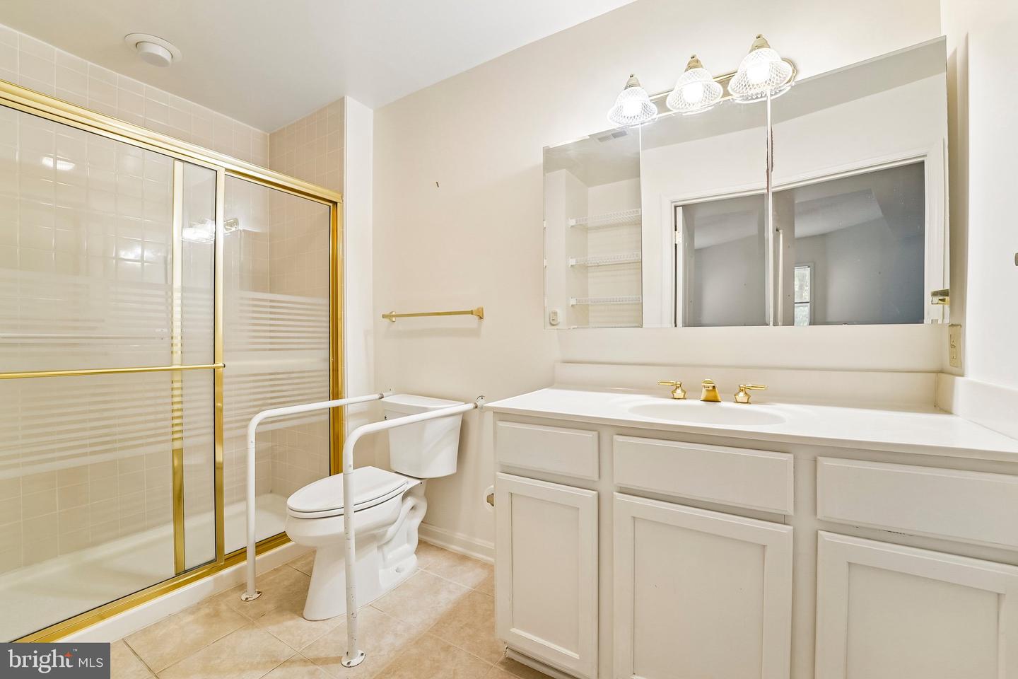 7101 Bay Front Dr #202 Property Photo 12