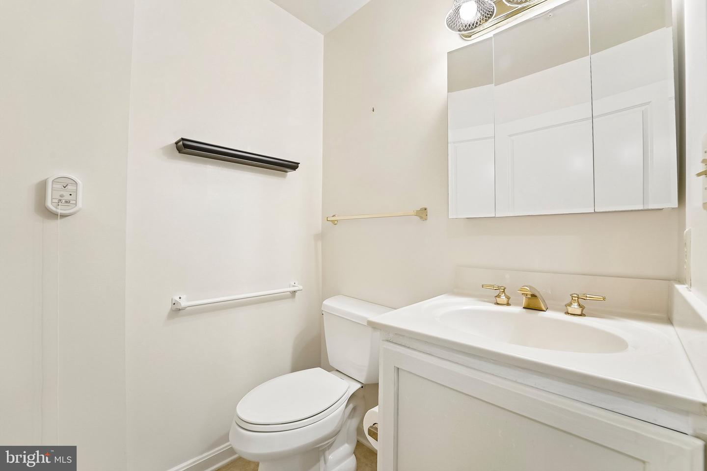 7101 Bay Front Dr #202 Property Photo 15