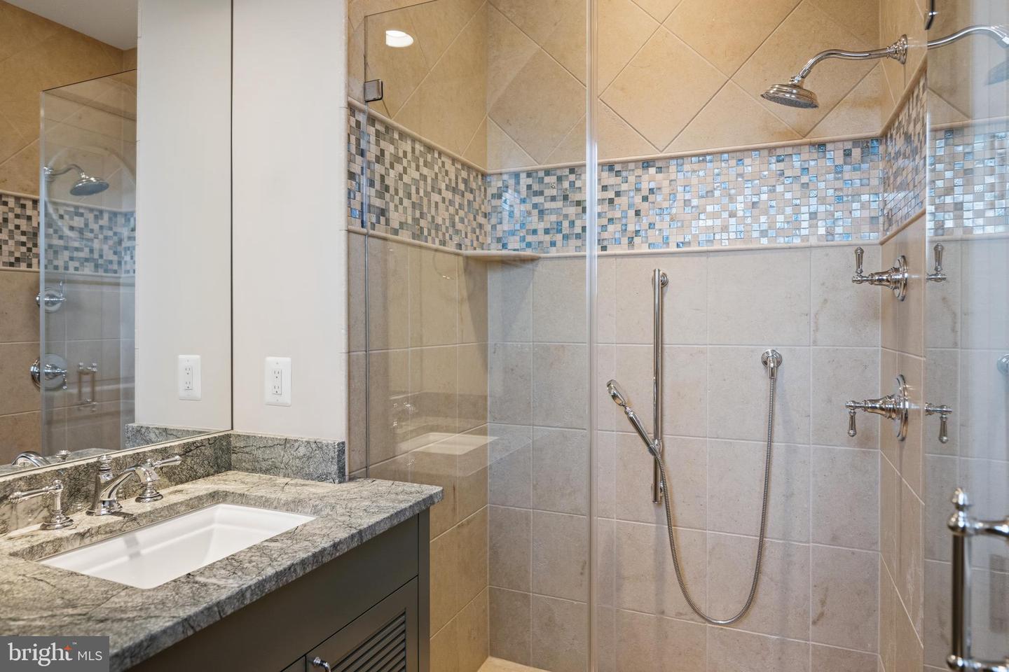 3728 Ramsgate Dr Property Photo 42