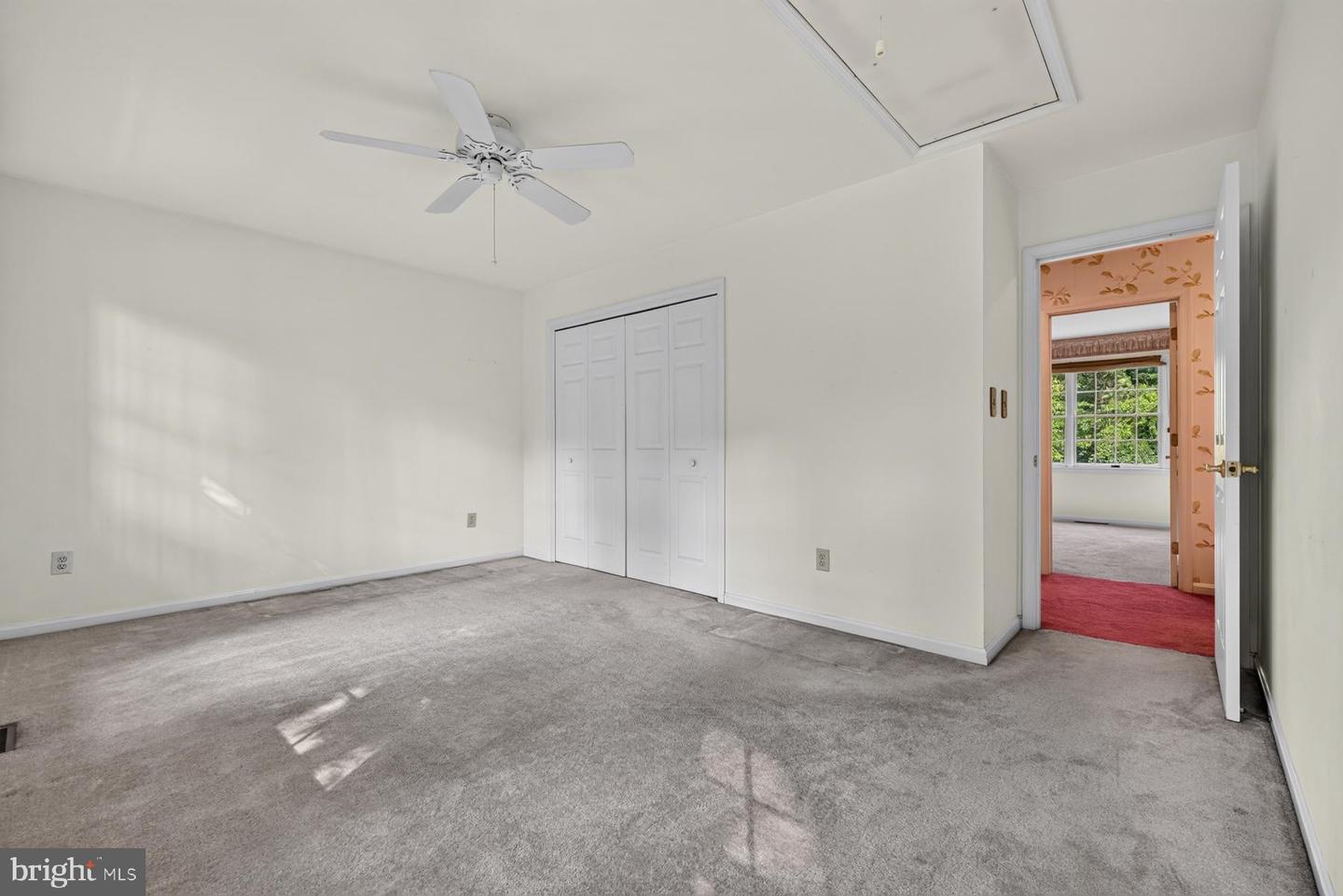 1482 Westcliff Dr Property Photo 38
