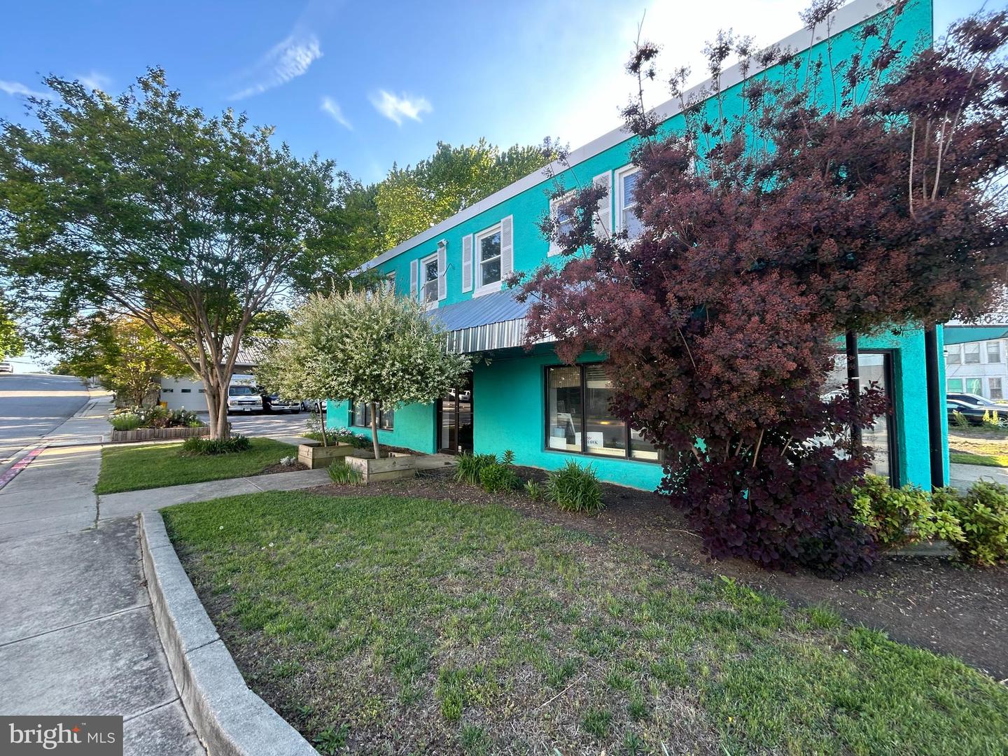 1977 WEST ST Property Photo 1