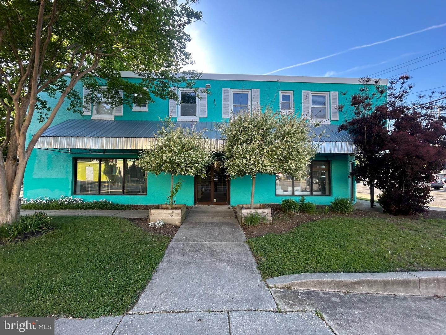 1977 West St Property Photo 2