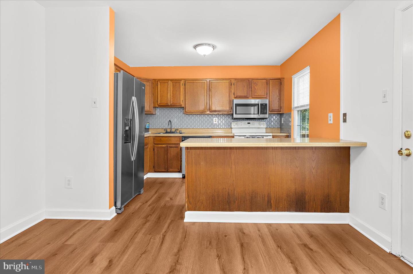 8614 Black Rock Harbour Property Photo 13
