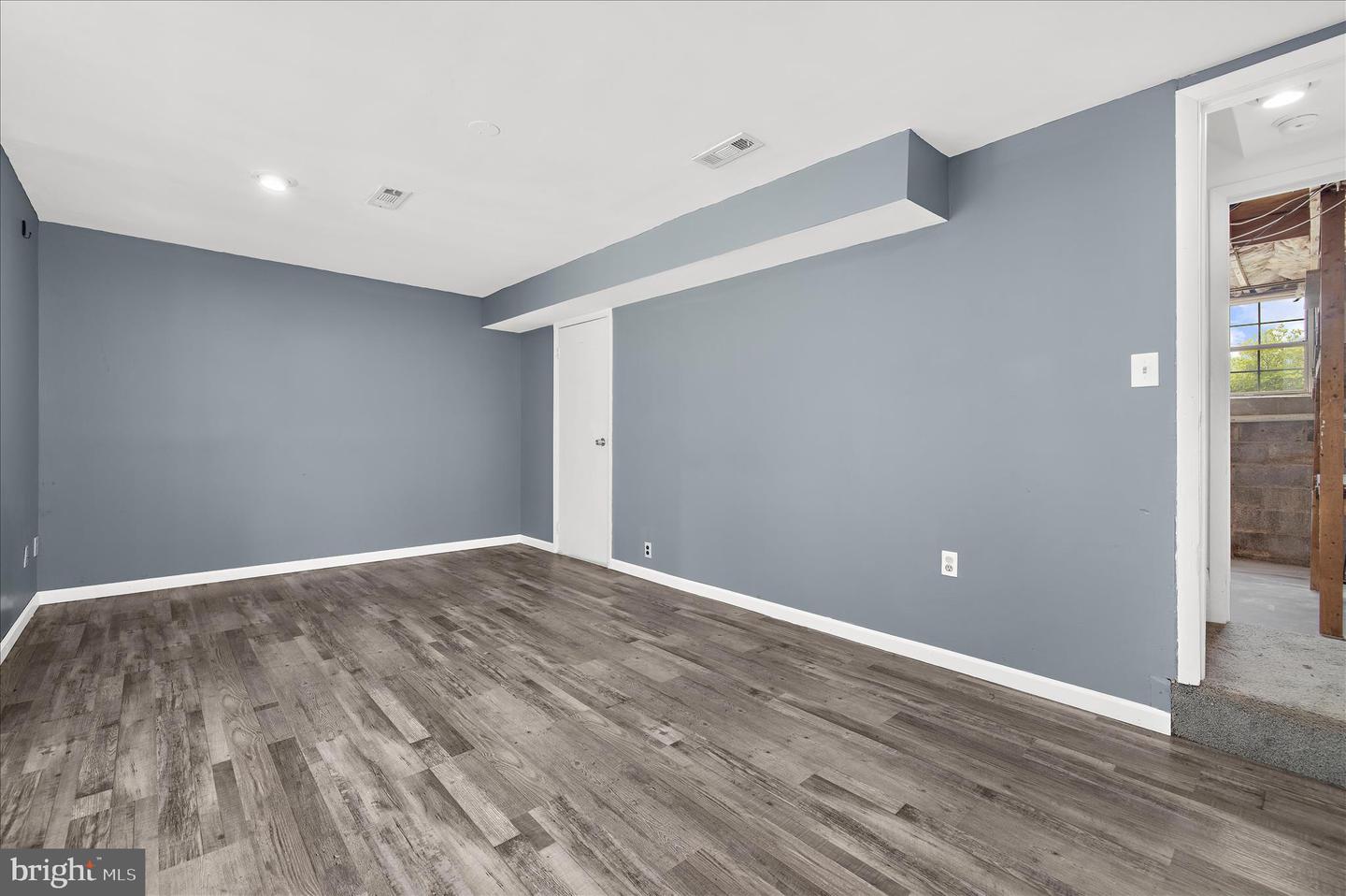 8614 Black Rock Harbour Property Photo 18