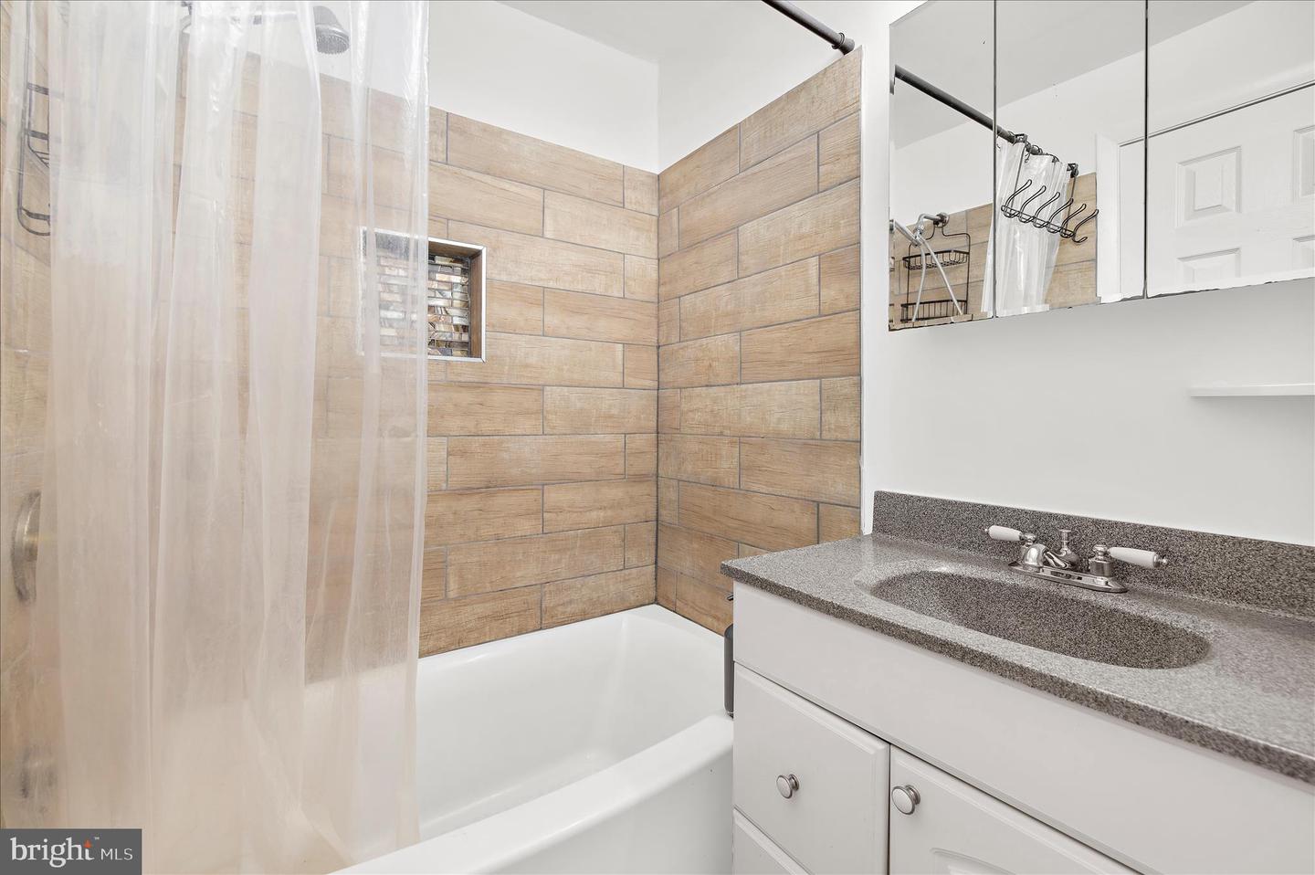 8614 Black Rock Harbour Property Photo 29