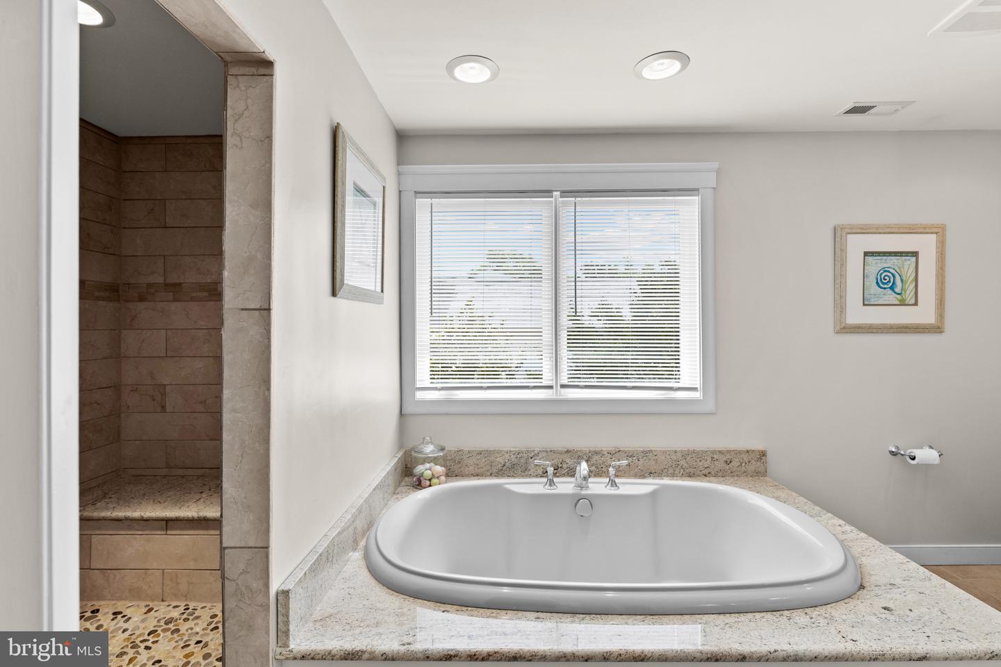 3733 Thomas Point Rd Property Photo 34