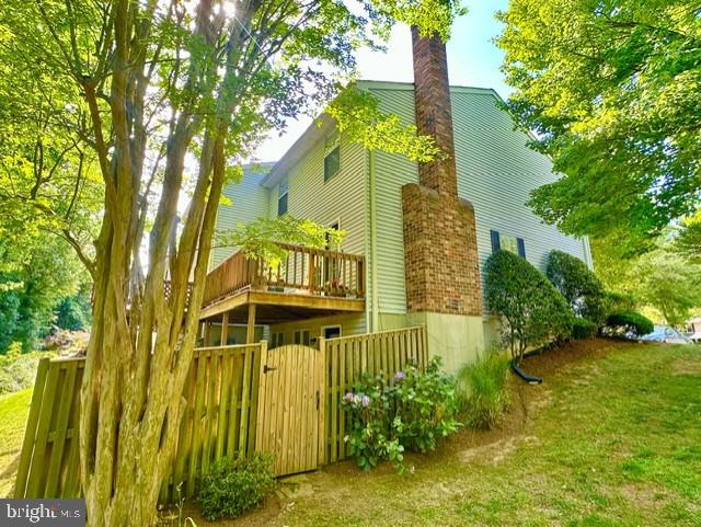 563 Bay Dale Ct Property Photo 6