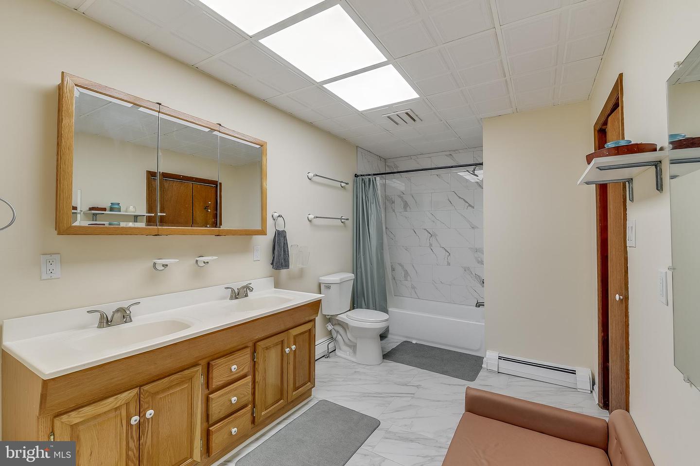 3440 S River Ter Property Photo 21