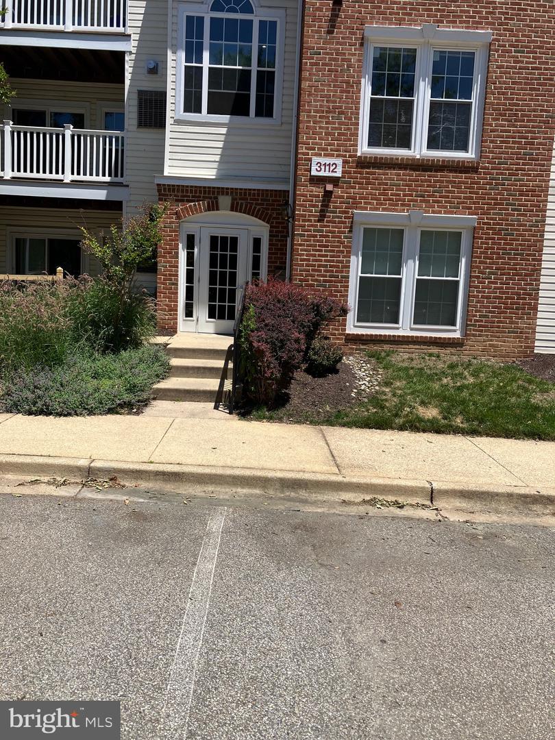 3112 River Bend Ct #h203 Property Photo 1