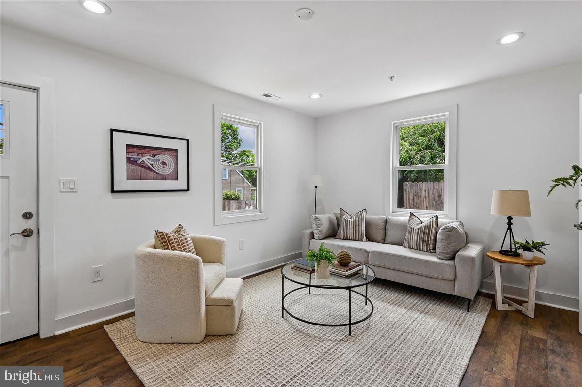 1210 President St Property Photo 11