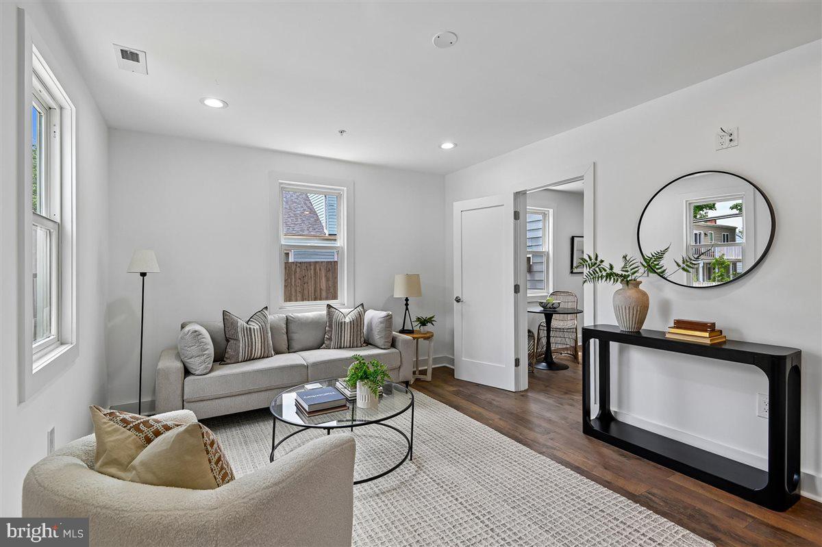 1210 President St Property Photo 12
