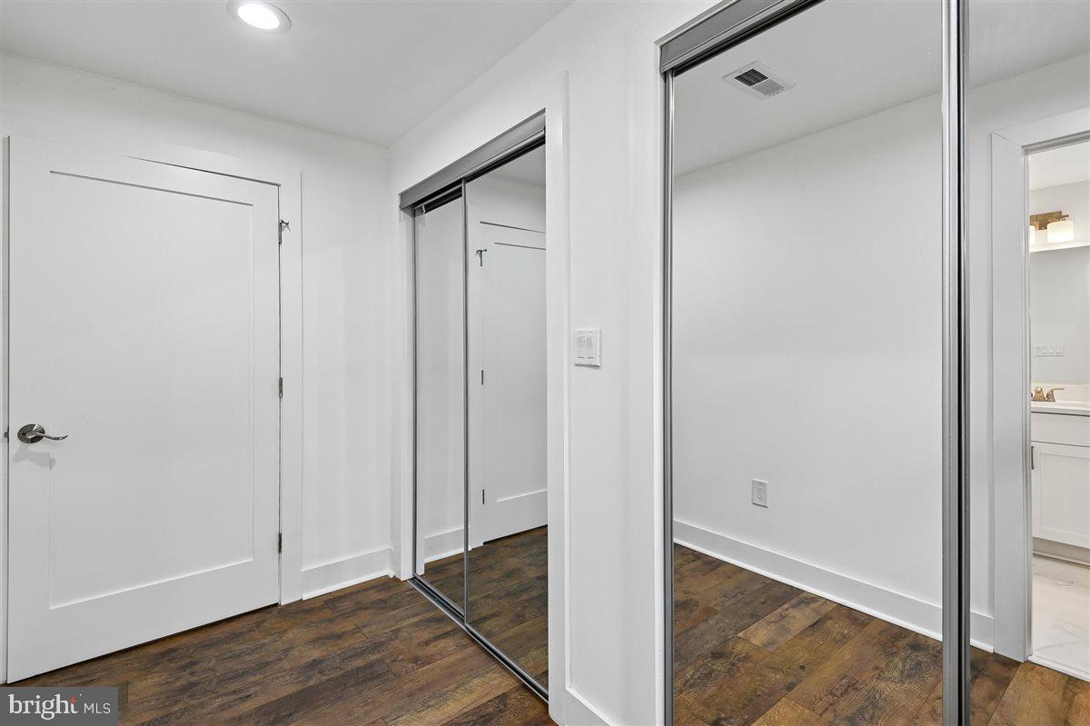 1210 President St Property Photo 20