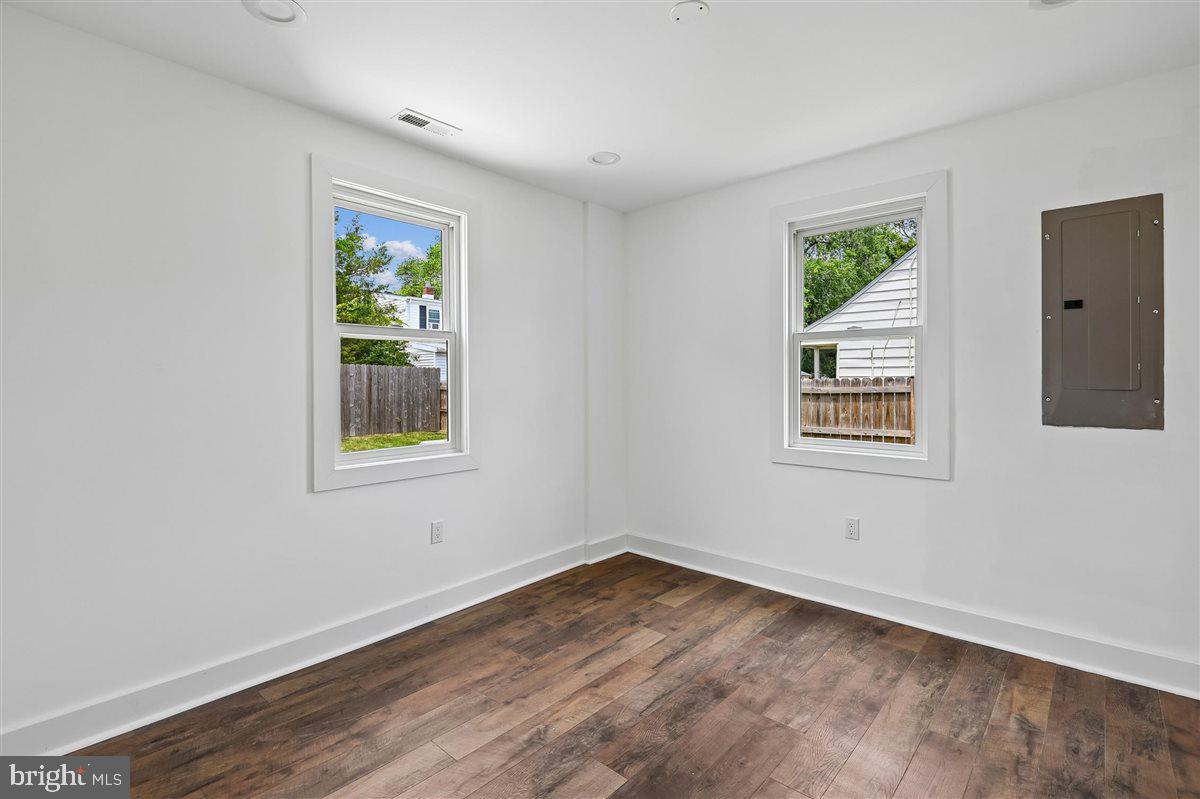 1210 President St Property Photo 26