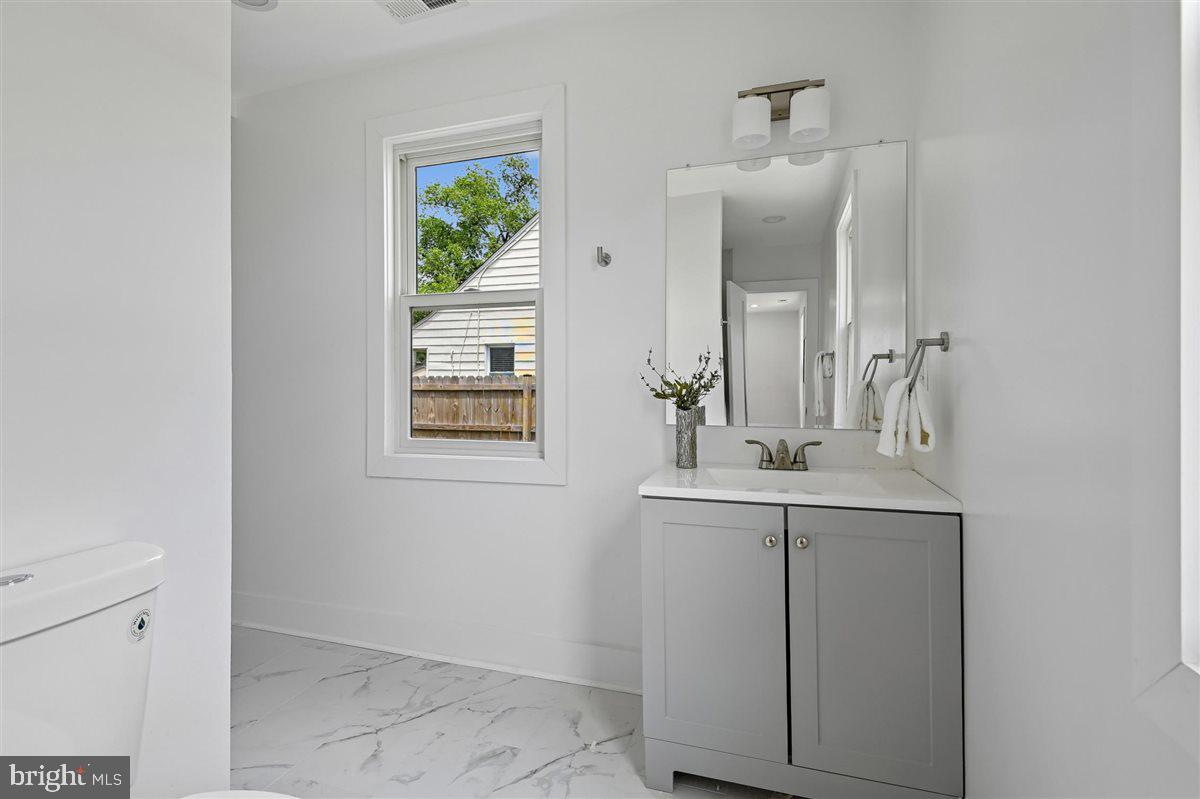 1210 President St Property Photo 30