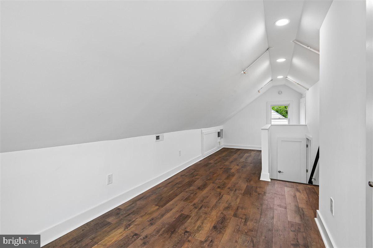 1210 President St Property Photo 33